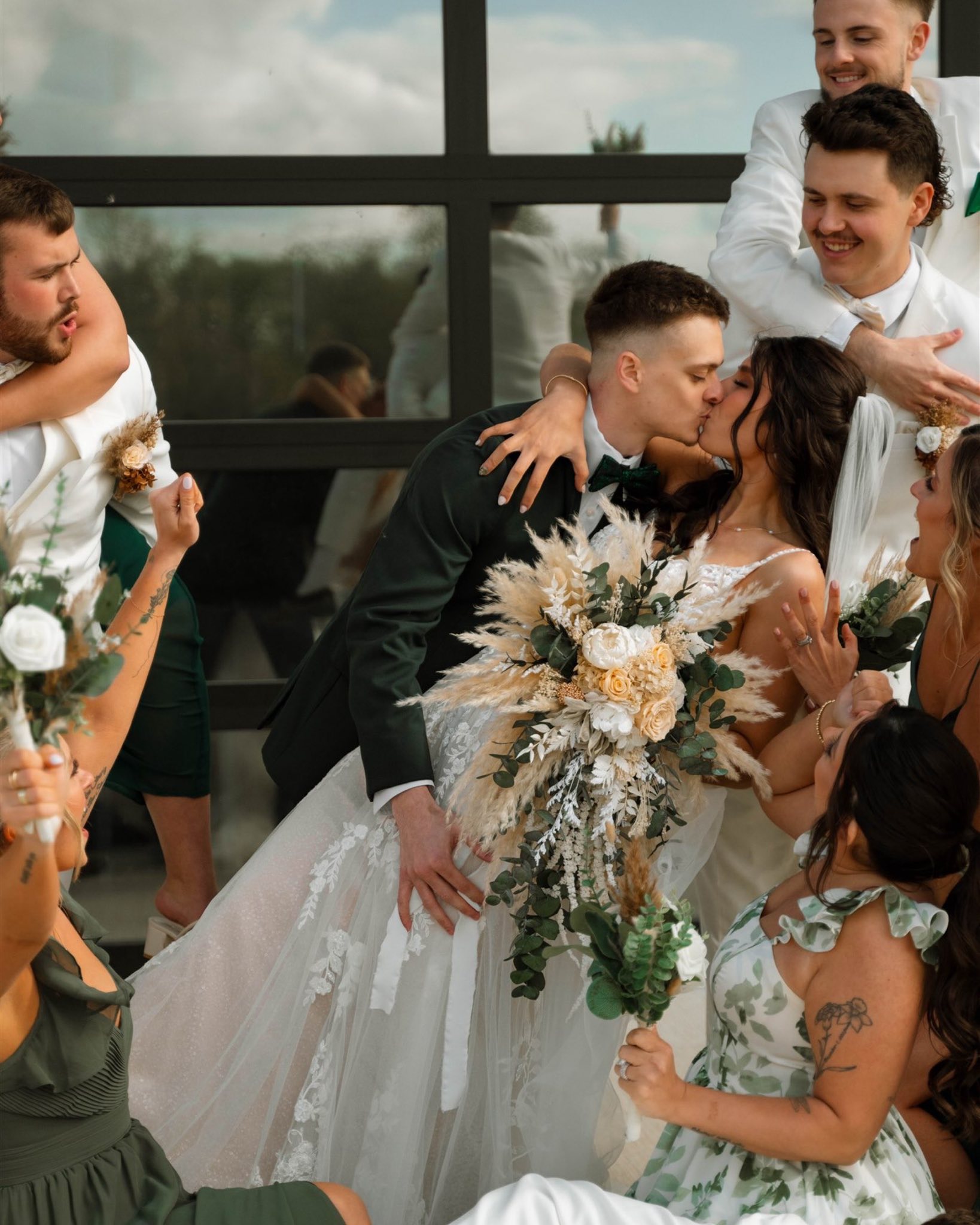 Neutral Green Spring Wedding | Kierstan and Drew