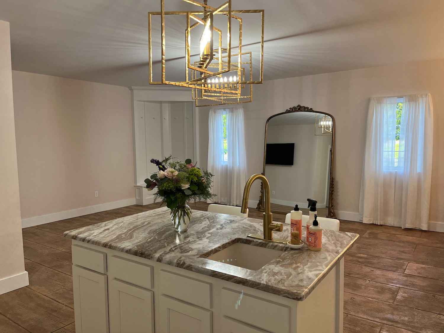 Rustic wedding venue Richwood Ohio | The Grange Hall